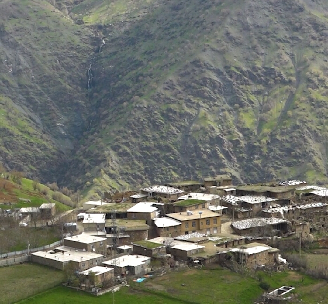 طبیعت دیدنی اطراف روستای شڵماش سردشت