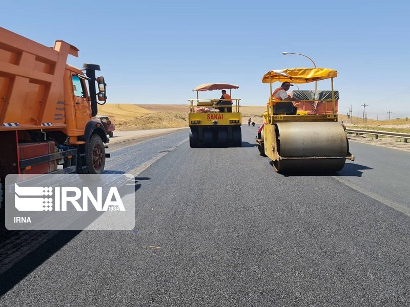 بهسازی چهار کیلومتر از محور پیرانشهر به سردشت در راستای توسعه پایانه مرزی تمرچین