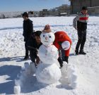 برگزاری جشنواره ساخت آدم برفی در سردشت